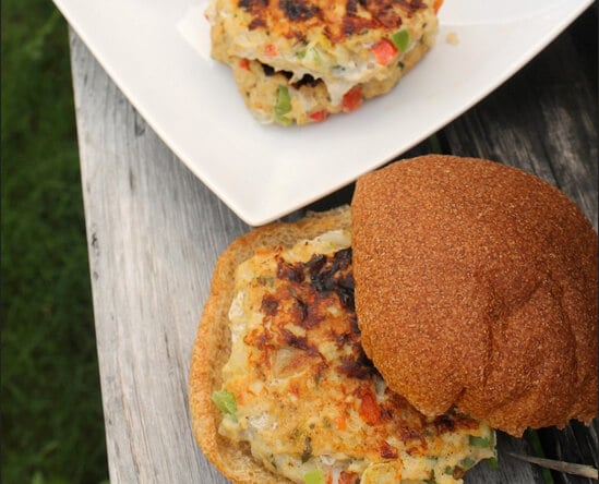 Grilled Ground Chicken Burgers