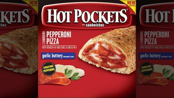 Featured image of post Walmart Hot Pockets Pepperoni Pizza These cheesy pepperoni pizza pockets are a fun and much less messy way to enjoy pizza at home