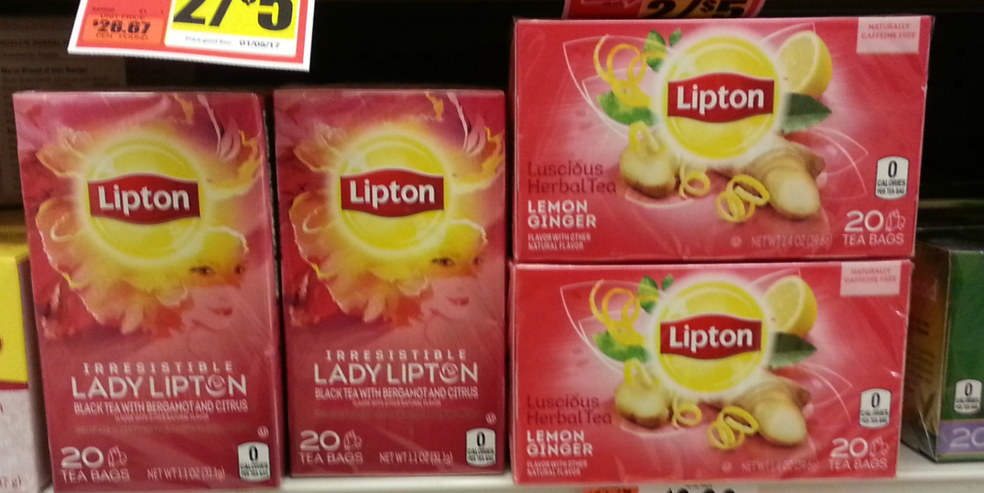 Можно ли пить липтон. Чай Липтон в руках. Чай Липтон вкусы в пакетиках. Реклама чая Липтон. Чай леди Липтон.