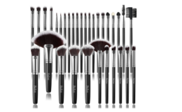40% Off SOLVE 32 Pieces Makeup Brush Set {Amazon}